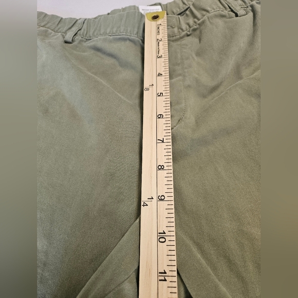 Bearbottom/ Olive Green Women's Shorts XXL 5.5" - Picture 4 of 6